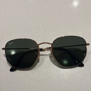 Ray-Ban Gold Frame Sunglasses with Dark Green Lenses